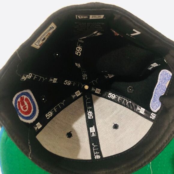 New Era 59Fifty Chicago Cubs Men's Fitted Hat Embroidered Black Blue Size‎ 7 NEW - Picture 7 of 8